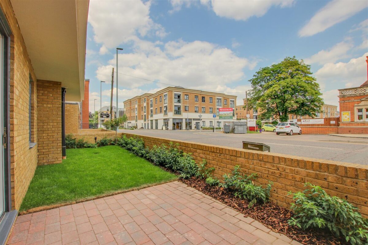 Mill Lane, Hertford