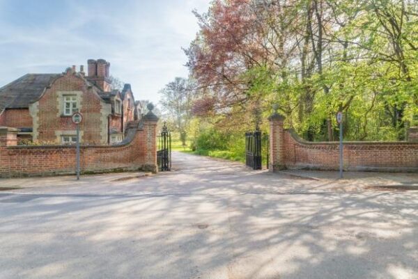The Mansion, Balls Park, Hertford