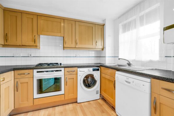Cobham Close, Enfield