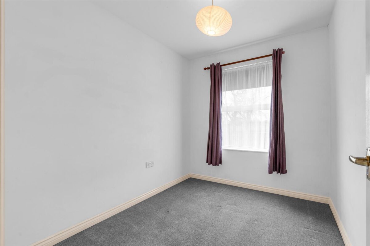 Cobham Close, Enfield