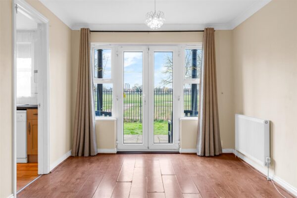 Cobham Close, Enfield