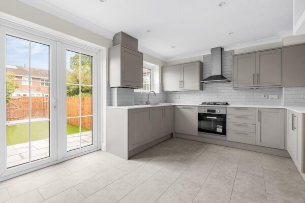 Tanners Crescent, Hertford