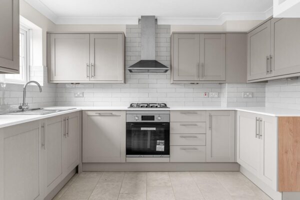 Tanners Crescent, Hertford