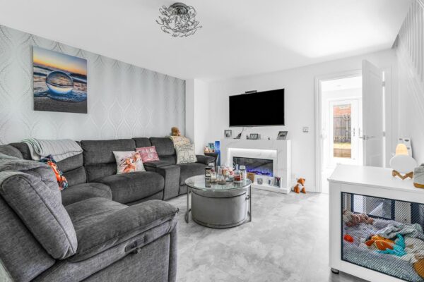 Olvega Drive, Buntingford