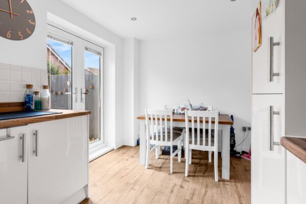 Olvega Drive, Buntingford