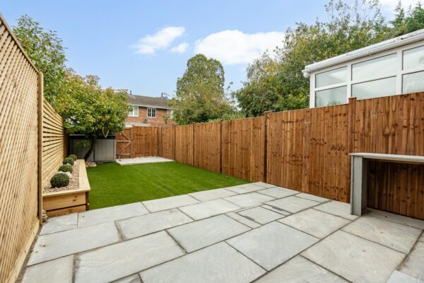 Tanners Crescent, Hertford