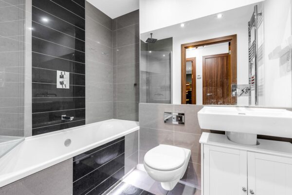 Smeaton Court, Hertford
