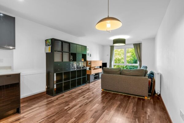 Smeaton Court, Hertford