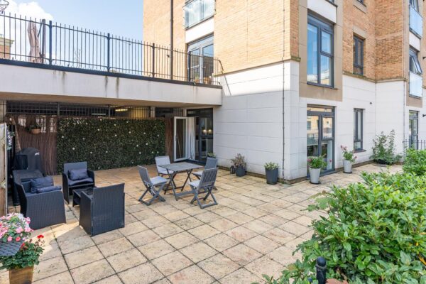 Mead Lane, Hertford