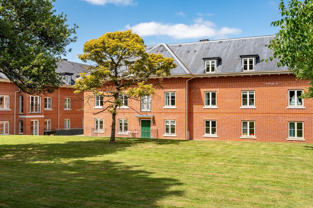 Henmarsh Court, Balls Park, Hertford