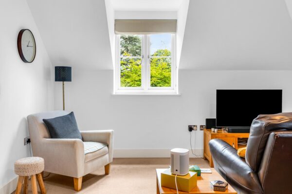 Henmarsh Court, Balls Park, Hertford