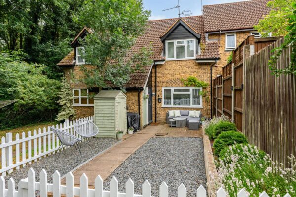 Halleys Ridge, Hertford