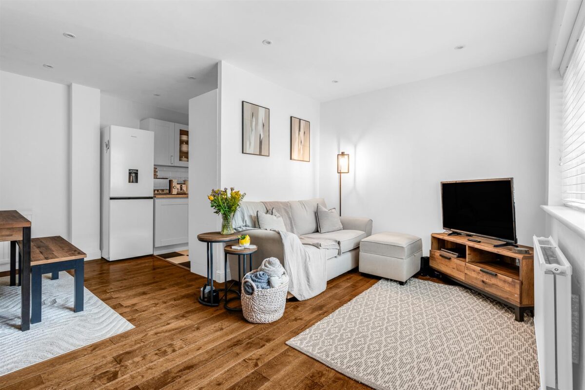 Halleys Ridge, Hertford
