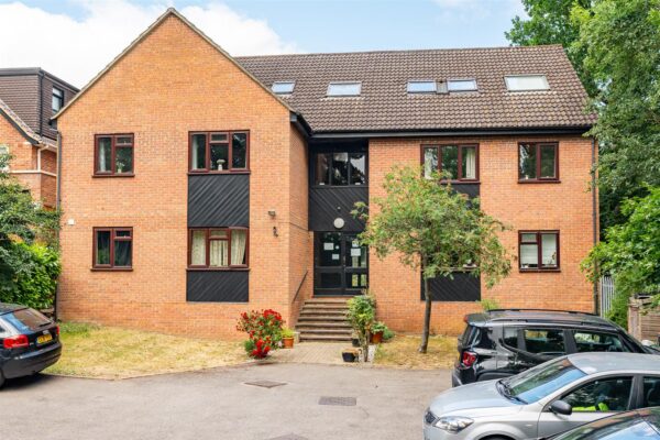 Bramfield, Windsor Drive, Hertford