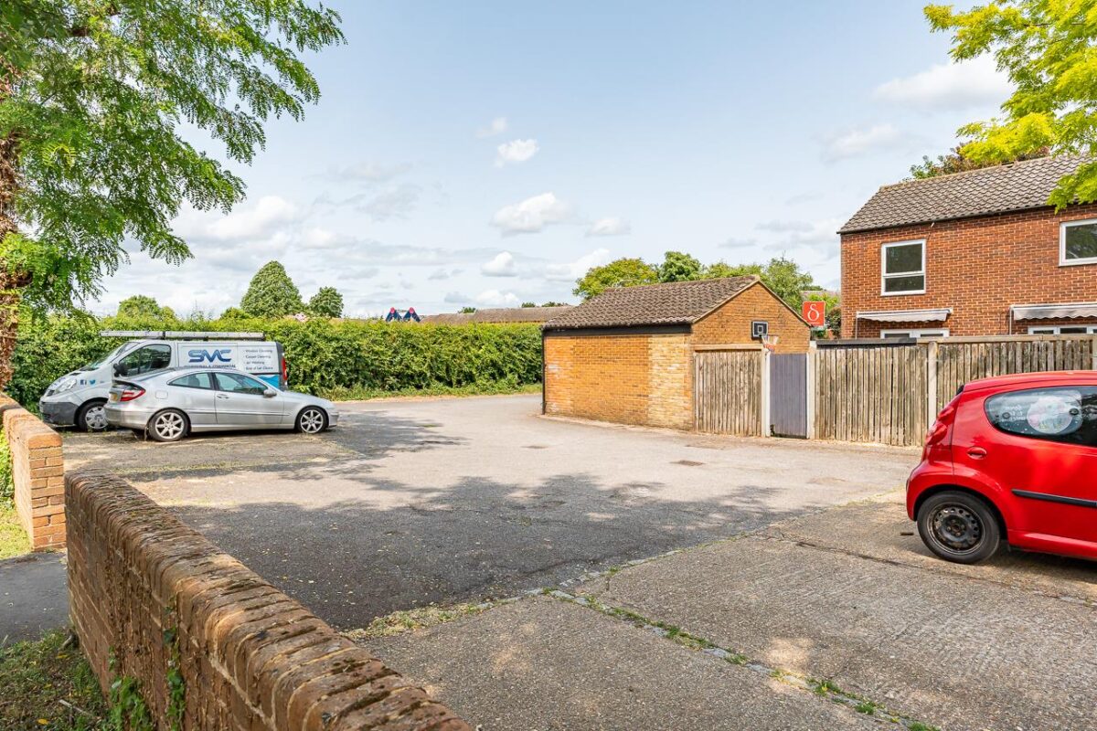 Iron Drive, Hertford