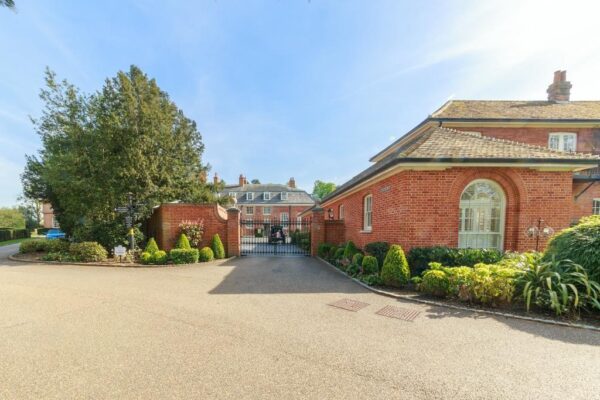 Balls Park, Hertford