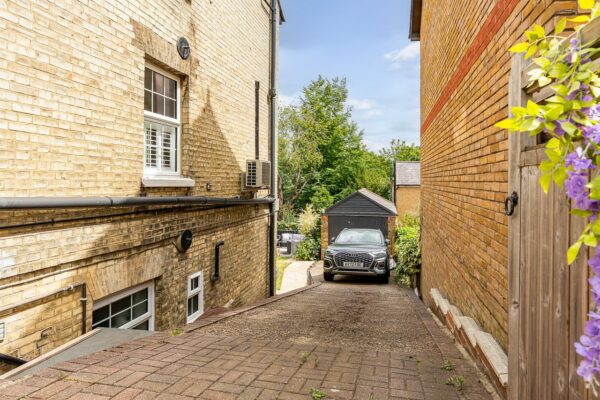 Port Hill, Hertford