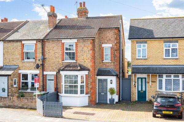 Old Highway, Hoddesdon