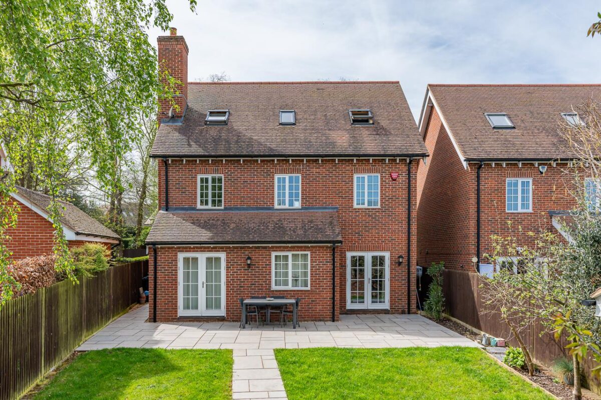 Warren Park Road, Hertford