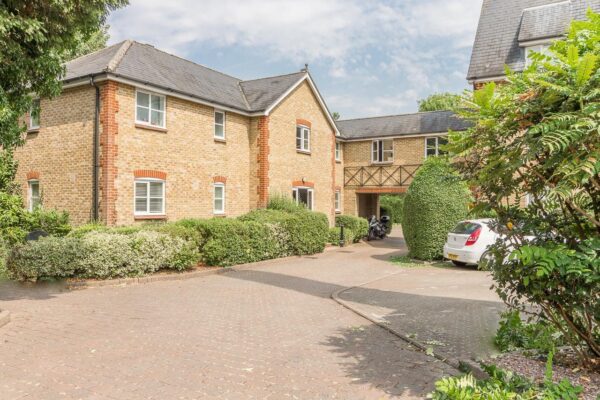 North Road, Hertford