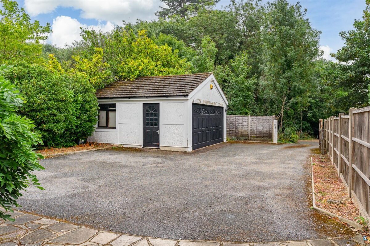 Thele Avenue, Stanstead Abbotts, Ware