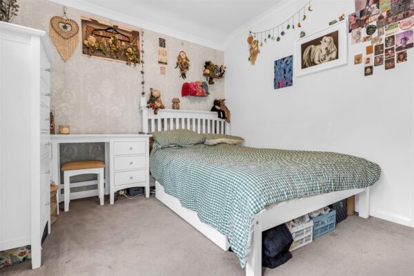 Thele Avenue, Stanstead Abbotts, Ware