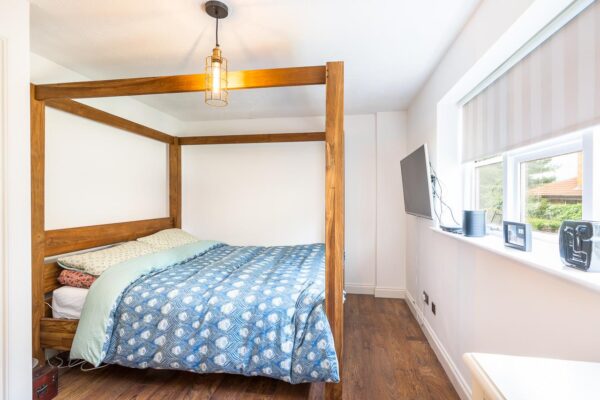 Crouchfield, Chapmore End, Ware