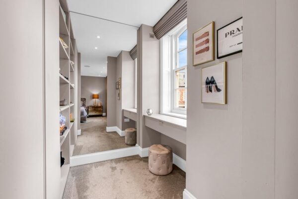 White Horse Close, Hertingfordbury, Hertford