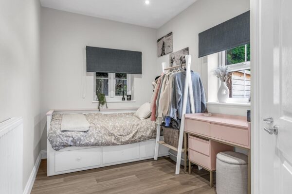 Grove Walk, Hertford