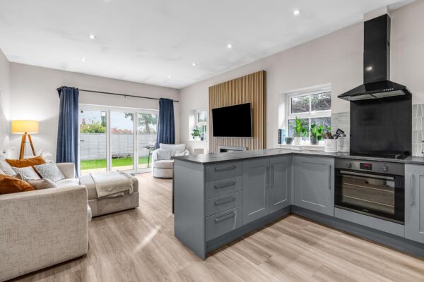 Grove Walk, Hertford
