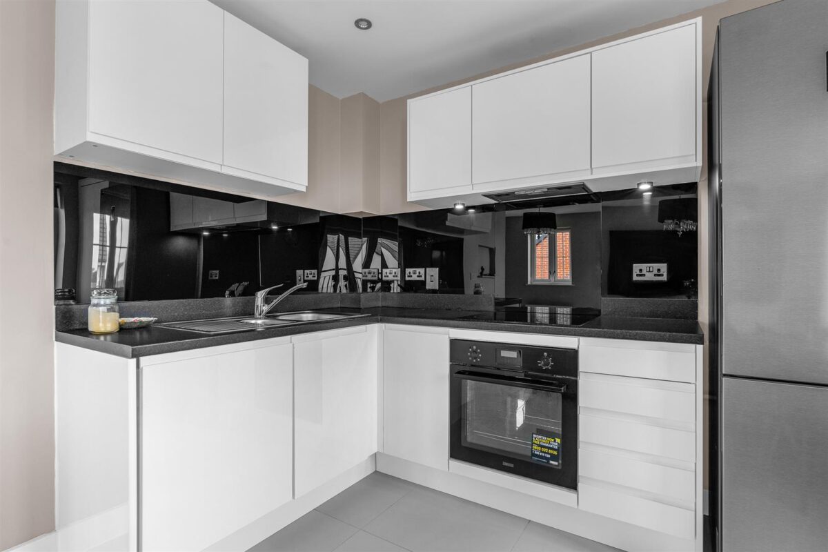 Keen Avenue, Mucklestone House, Buntingford