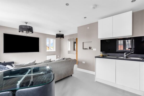 Keen Avenue, Mucklestone House, Buntingford