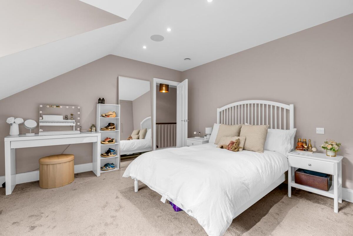 White Horse Close, Hertingfordbury, Hertford