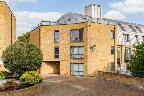 Mead Lane, Elder Court, Hertford