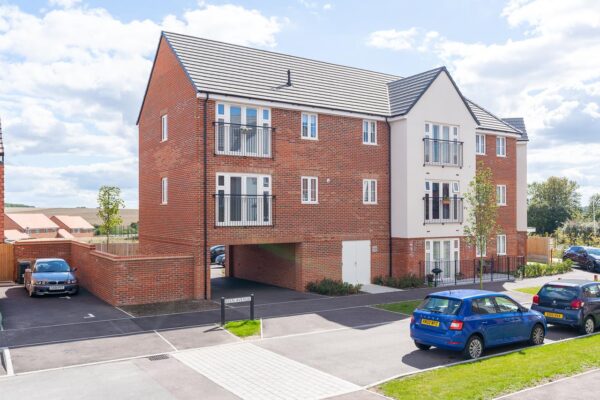 Keen Avenue, Mucklestone House, Buntingford