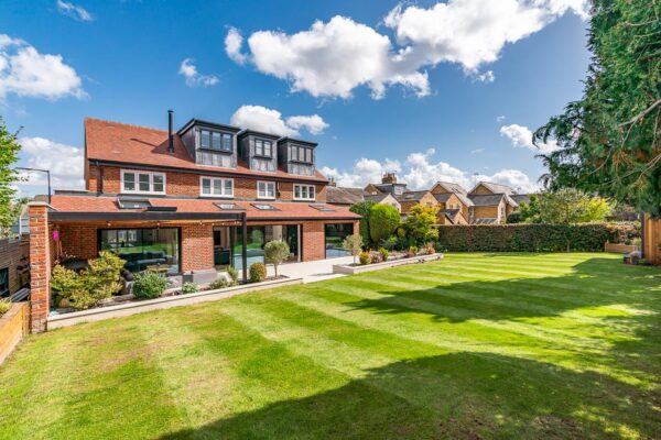The Avenue, Hertford