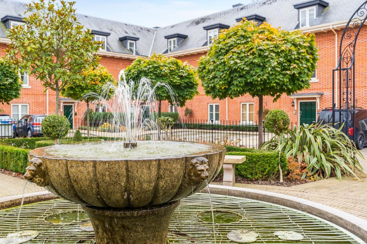Henmarsh Court, Balls Park, Hertford
