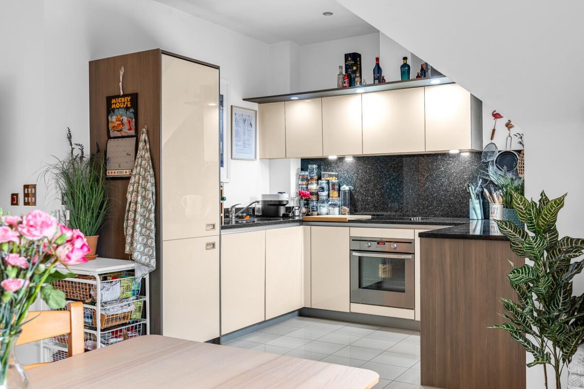 Henmarsh Court, Balls Park, Hertford