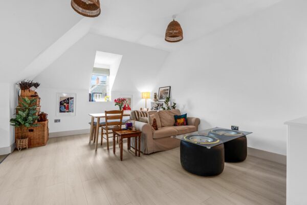 Henmarsh Court, Balls Park, Hertford