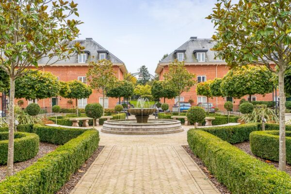 Henmarsh Court, Balls Park, Hertford