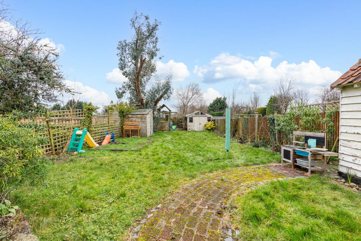 Harlow Road, Roydon, Harlow