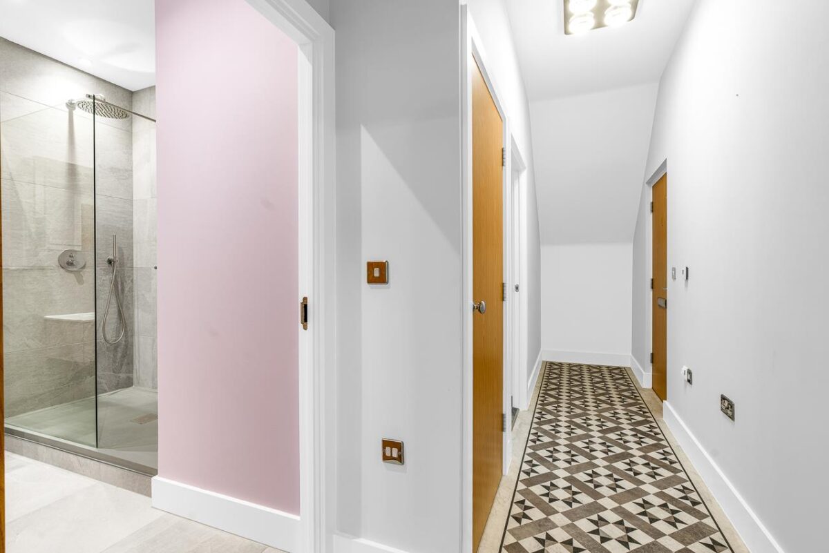 Henmarsh Court, Balls Park, Hertford