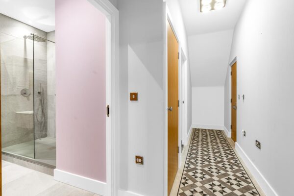 Henmarsh Court, Balls Park, Hertford