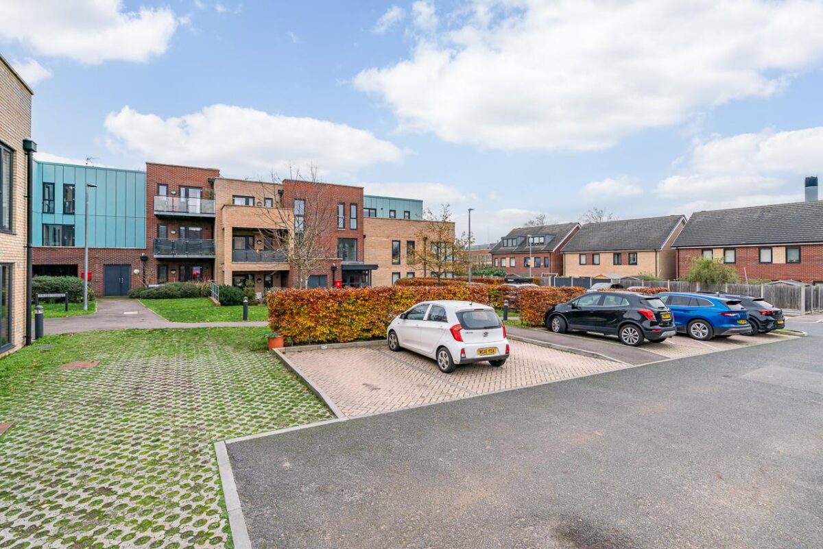 Cowper Close, Rowan Court, Ware