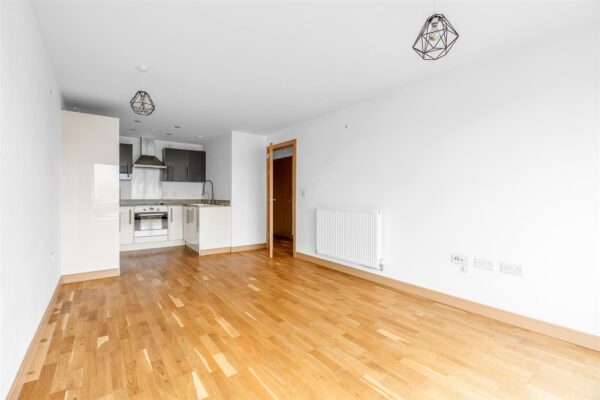 Smeaton Court, Hertford