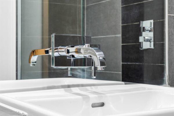 Smeaton Court, Hertford