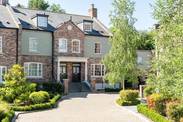 White Horse Close, Hertingfordbury, Hertford