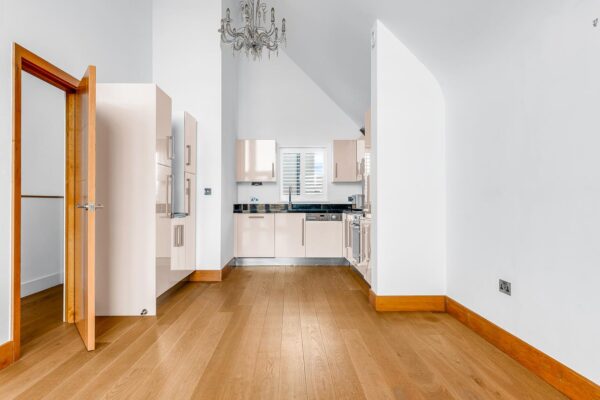 Maidenhead Street, Hertford