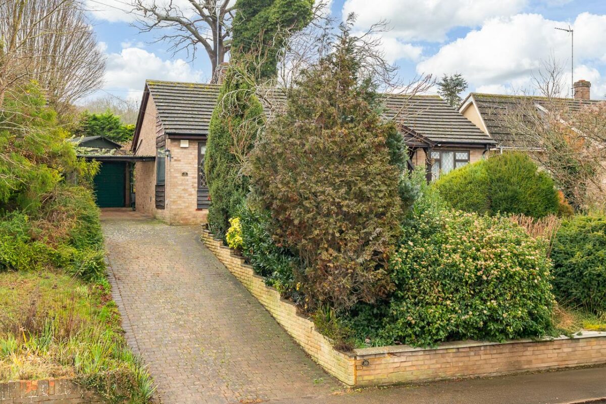 High Road, Stapleford, Hertford