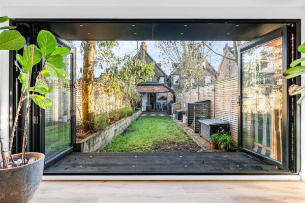 Rose Vale, Hoddesdon